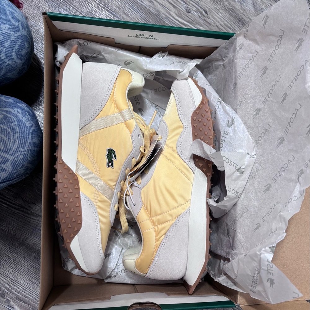 Lacoste L-Spin Evo Sneakers Light Yellow Gum Sz 9 Fits 10 - Picture 3 of 4